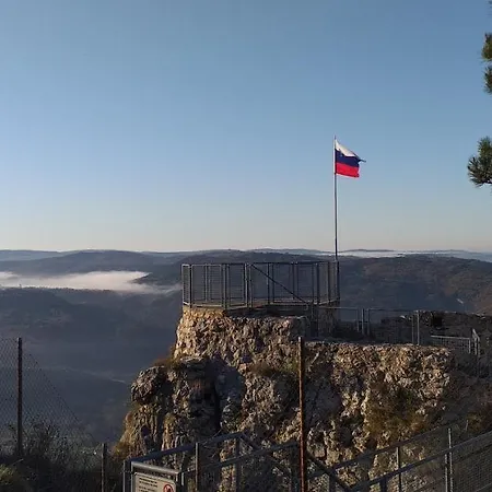 Beautiful Črni Kal